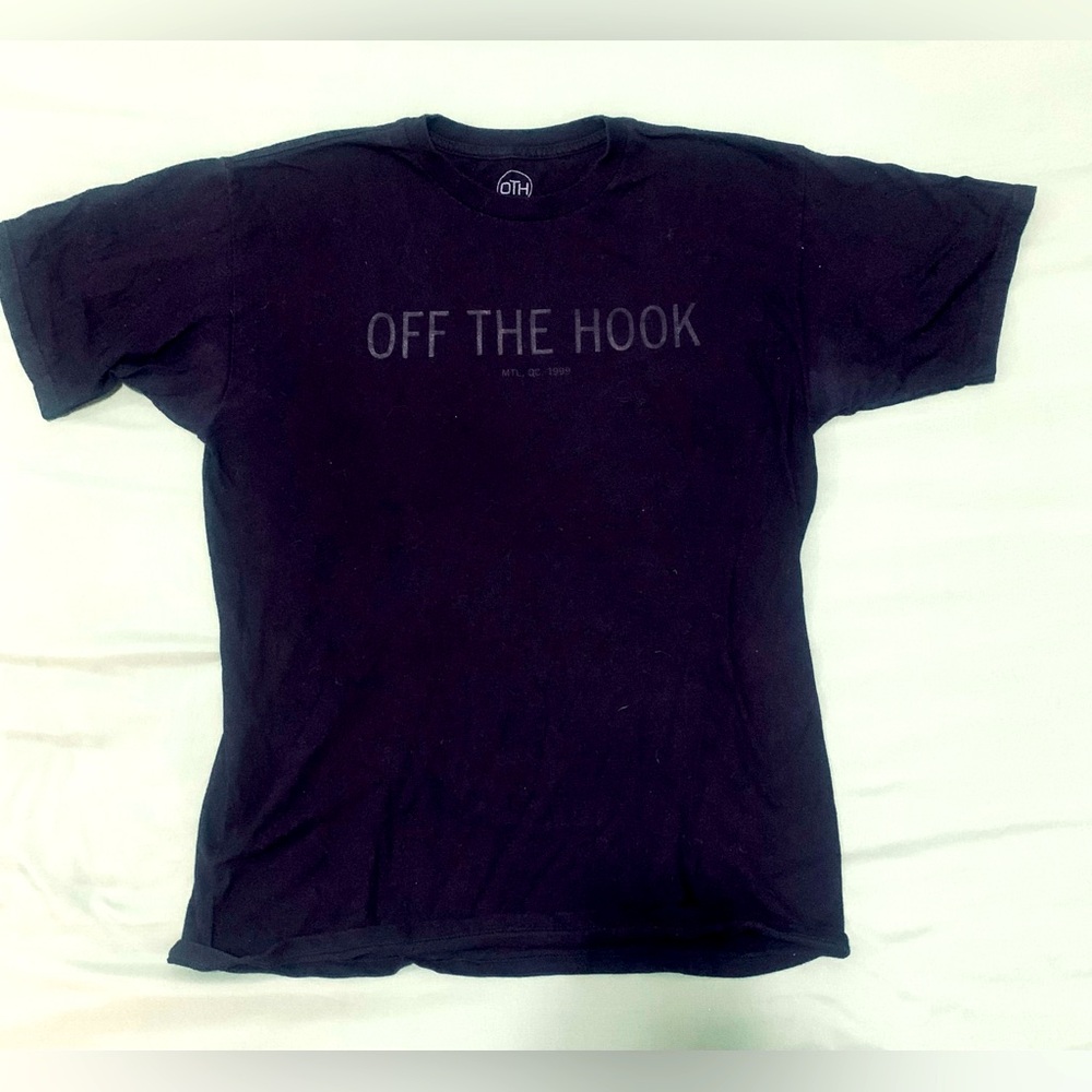 Off the hook tshirt size medium